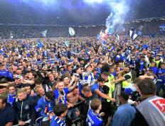 世俱杯直播-包含汉堡在主场战胜对手取得胜利的词条