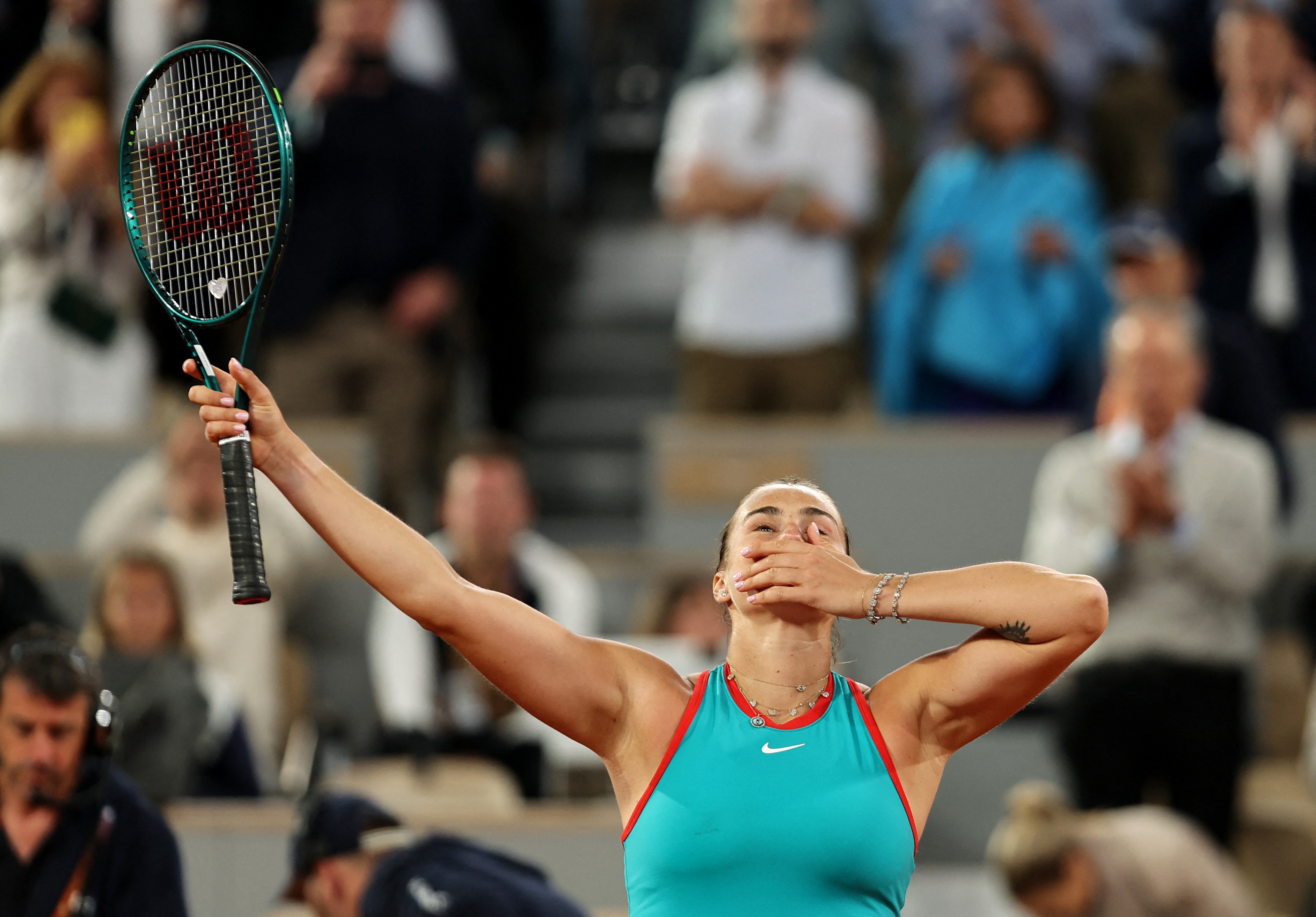 世俱杯分组-网球热度飙升,网友热议不断