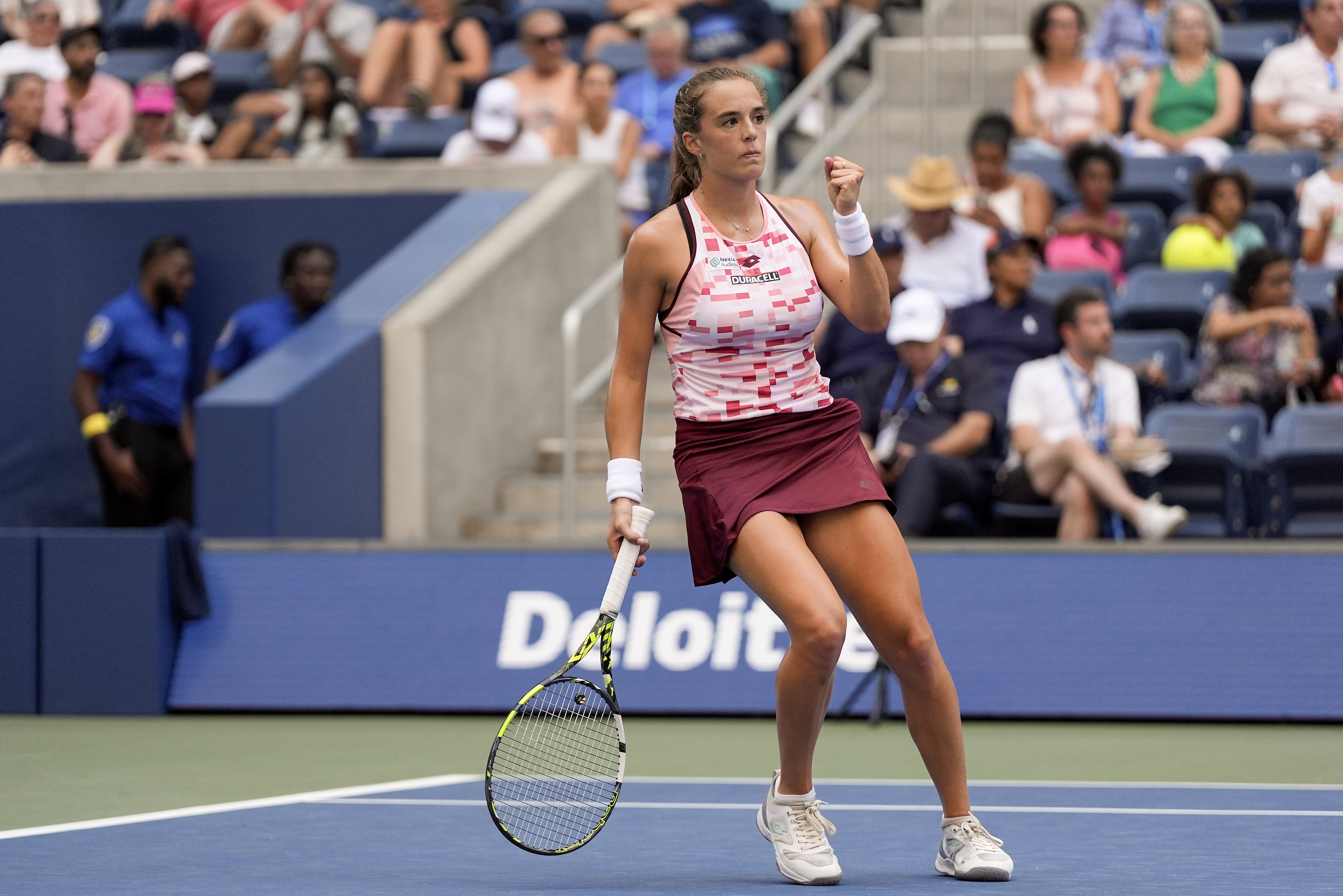 世俱杯分组-网球热度飙升,网友热议不断