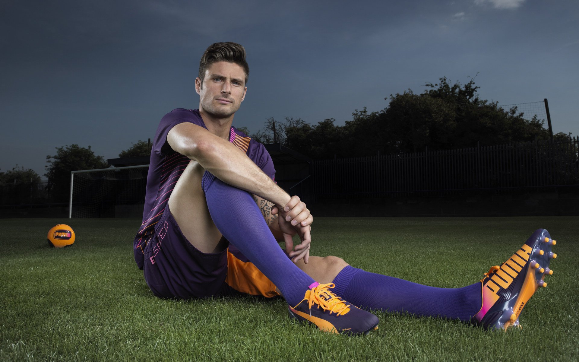 世俱杯2025-波兰强行终结威尔士，卡马文加统治全场，两场战役与一种胜利哲学