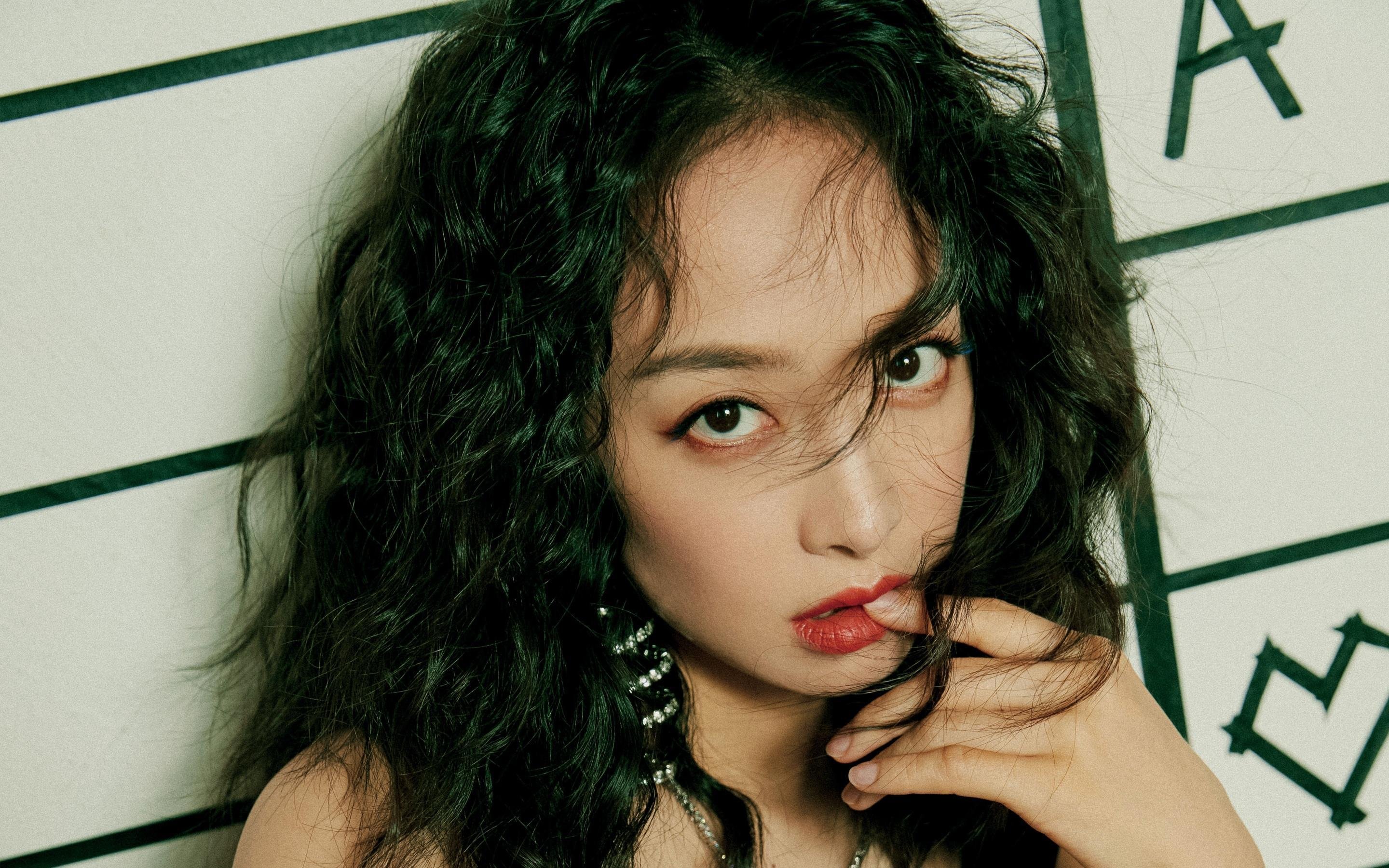 世俱杯-奥亚尔萨瓦尔独造三球,曼联与安哥拉友谊赛上演进球盛宴