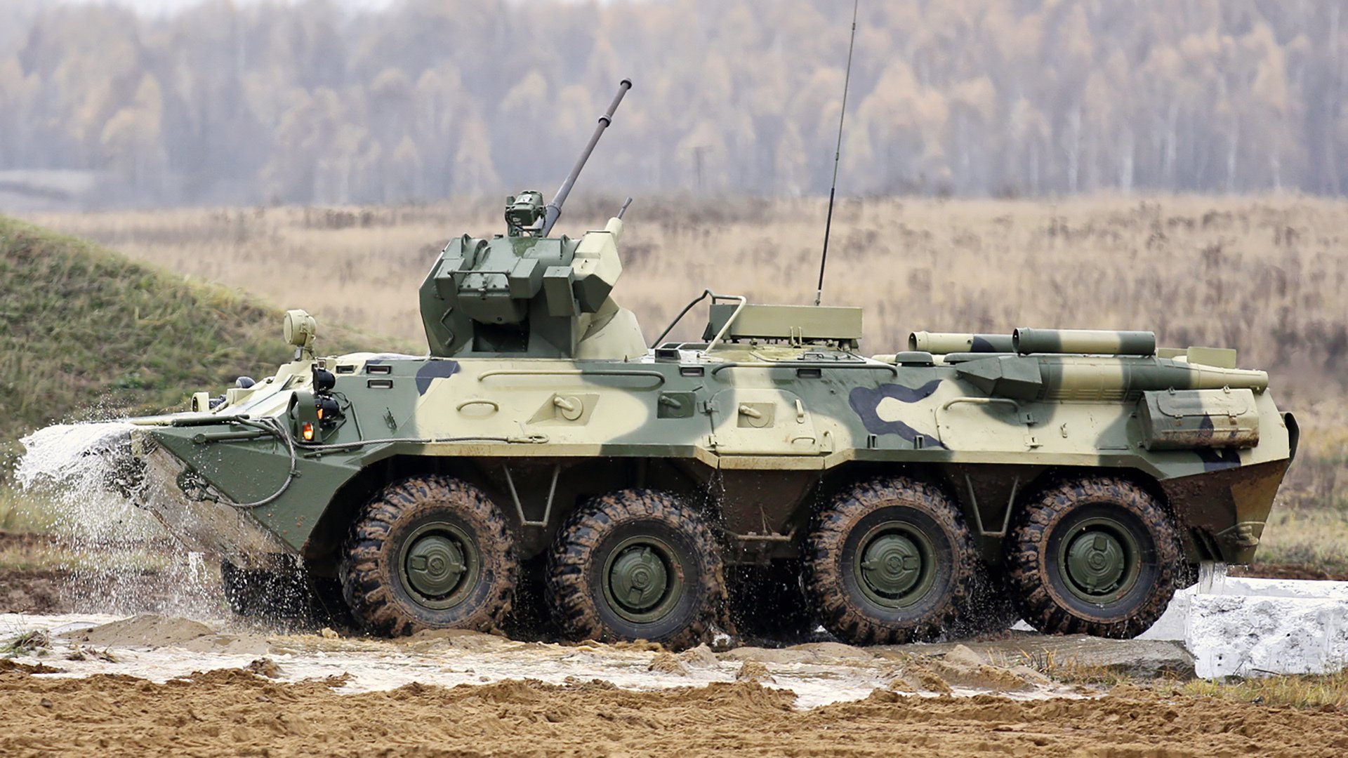 世俱杯奖金-绿茵场与硬木地板的交响,当欧冠鏖战邂逅利拉德之夜